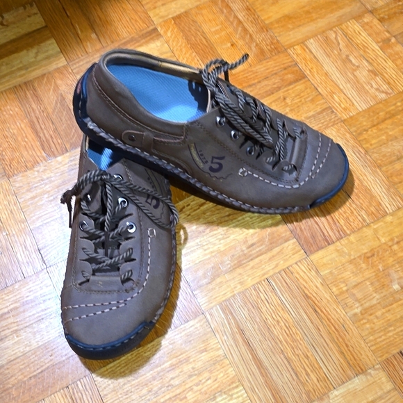 Men's 5 1978 European Style Shoes in size 10 - Picture 2 of 4